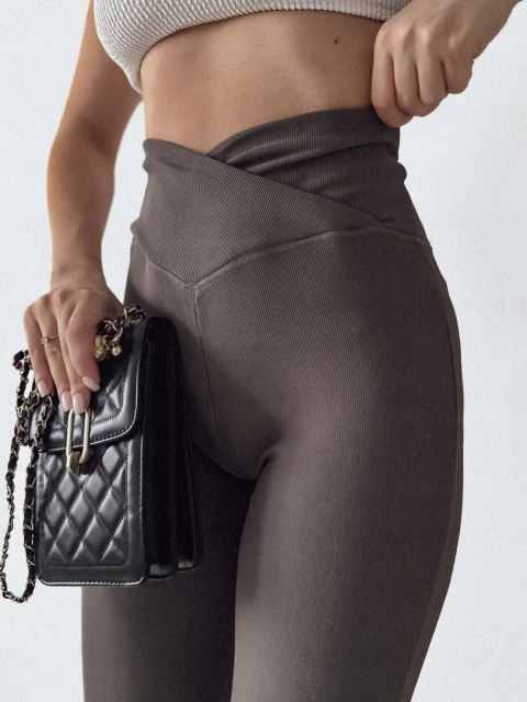 LEGGINSY DZWONY PRZEKŁADANY PAS CZARNE SZEROKIE NOGAWKI Prążkowane KOLORY LEGGINSY DZWONY PRZEKŁADANY PAS CZARNE SZEROKIE NOGAWKI Prążkowane KOLORY